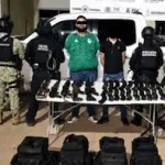 Autoridades federales presentan a detenidos y armas aseguradas en Sinaloa