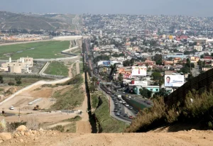 Vista aérea de la frontera entre Tijuana y San Diego