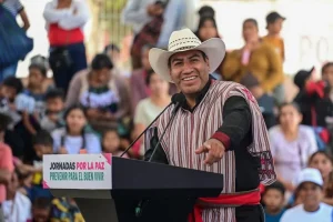 Eduardo Ramirez durante Jornada por la Paz en Pantelho, Chiapas