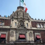 Fachada del Palacio Nacional en Ciudad de México