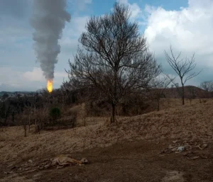 Terreno afectado en comunidades cercanas al pozo Krem-1