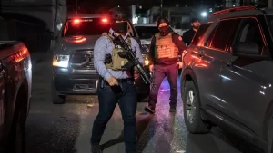 Zona acordonada en las inmediaciones de una comandancia policial