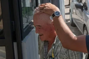 Ernesto Ruffo Appel al ingresar a la Fiscalía General de la República en Tijuana por el caso Ingemar