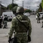 Elemento de la Guardia Nacional en Baja California