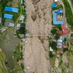 Inundaciones tras colapso glaciar dejan cientos de víctimas en Nepal y China