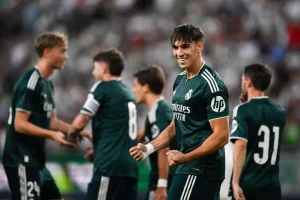 Jugador del Real Madrid durante un partido de preparación previo al Trofeo Teresa Herrera