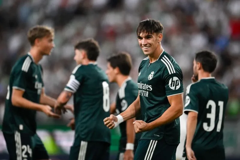 Jugador del Real Madrid durante un partido de preparación previo al Trofeo Teresa Herrera