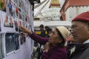 Familiares de víctimas de las riadas de Nepal