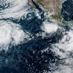 Imagen satelital del huracán Polo frente a las costas de México
