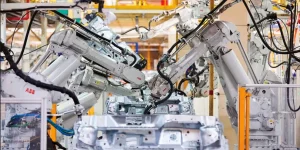 Trabajadores de la industria de autopartes en Puebla y Tlaxcala