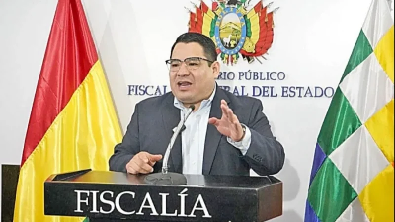 El fiscal general de Bolivia Roger Mariaca