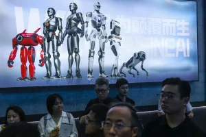 Robots exhibidos durante una conferencia tecnológica en Pekín