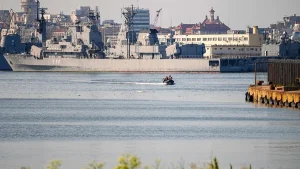 Operativo marítimo frente a la costa de Rumania en el mar Negro