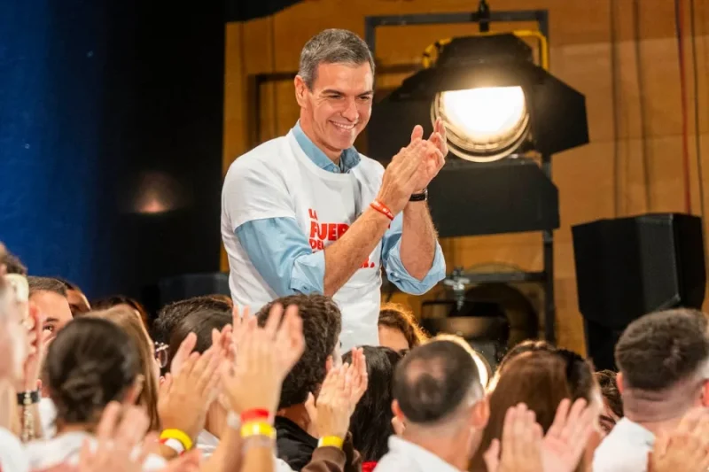 Pedro Sánchez durante un acto político en España