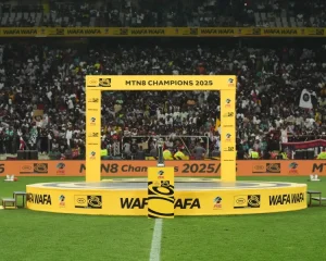 Promoción de la final MTN8 entre Orlando Pirates y Mamelodi Sundowns